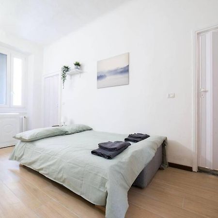 Apartment 4 Stops From The City Center Milano Exterior foto